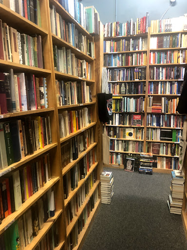 Book Store «Russian Hill Bookstore», reviews and photos, 2234 Polk St, San Francisco, CA 94109, USA