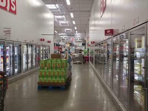 Warehouse club «BJ’s Wholesale Club», reviews and photos, 5 Ward St, Revere, MA 02151, USA