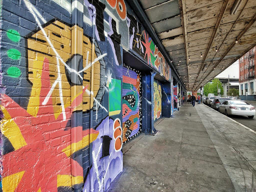 215 SE Morrison St, Portland, OR 97214, USA