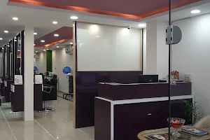 Hair Raiserz Matrix Unisex Salon Derabassi image