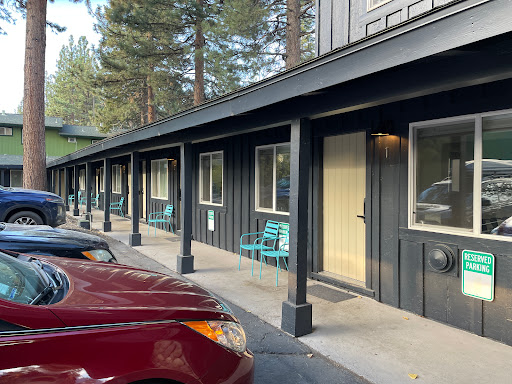 South Lake Chalet image