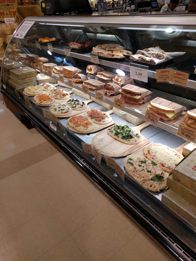 Grocery Store «Lowes Foods on South College Road», reviews and photos, 341 S College Rd #37, Wilmington, NC 28403, USA