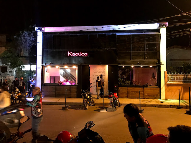 KAOTICA LOUNGE BAR