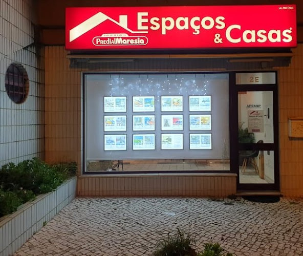 Espaços & Casas - Imobiliária