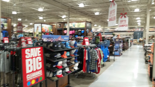 Outdoor Sports Store «Field & Stream», reviews and photos, 870 Walt Whitman Rd Ste B, Melville, NY 11747, USA