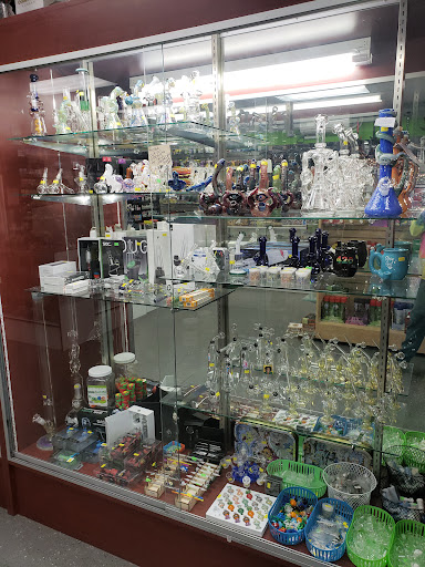 Tobacco Shop «Kenmore smoke shop», reviews and photos, 7016 Bothell Way NE b, Kenmore, WA 98028, USA