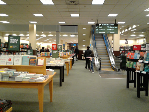 Book Store «Barnes & Noble», reviews and photos, 297 Oakbrook Center, Oak Brook, IL 60523, USA