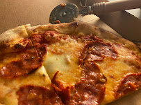 Pizza du Restaurant italien Bombolò Epicerie-Pizzeria-Oenothèque-Traiteur Italien à Paris - n°6