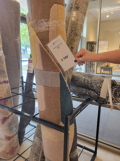 Furniture Store «La-Z-Boy Furniture Galleries», reviews and photos, 6003 Kingstowne Village Pkwy, Alexandria, VA 22315, USA