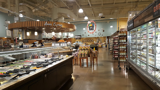 Grocery Store «Whole Foods Market», reviews and photos, 840 Willow Rd m, Northbrook, IL 60062, USA