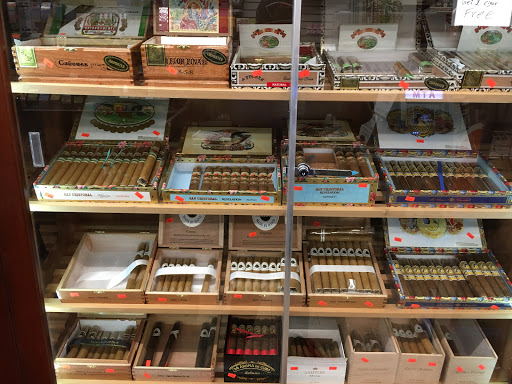 Tobacco Shop «Sunny Smoke Shop», reviews and photos, 34 Railroad Ave, Gloucester, MA 01930, USA