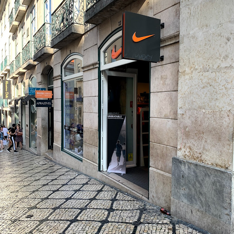Revisões Nike Chiado em Lisboa, Lisboa