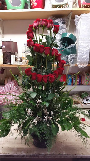 Florist «Shakopee Florist», reviews and photos, 409 1st Ave E, Shakopee, MN 55379, USA