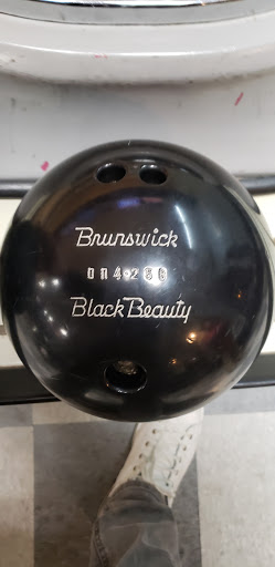 Bowling Alley «Collier Lanes», reviews and photos, 879 S Lapeer Rd, Oxford, MI 48371, USA