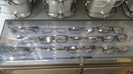 Optician «Chic Optique», reviews and photos, 2228 Wilton Dr, Wilton Manors, FL 33305, USA