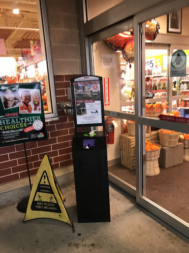 Grocery Store «Giant Food Stores», reviews and photos, 611 Main St, Harleysville, PA 19438, USA