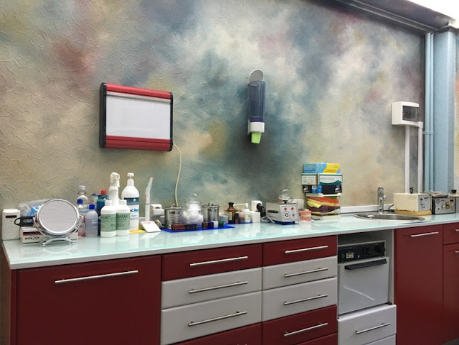 Αξιολογήσεις για το Νάκης Μαξούτογλου Χειρούργος Οδοντίατρος προσθετική, ενδοδοντική, εμφυτεύματα στην Καλλιθέα - Οδοντίατρος