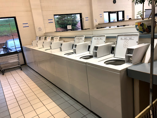 Laundromat «Auburn Thrifty Wash», reviews and photos, 13404 Lincoln Way, Auburn, CA 95603, USA