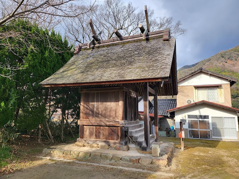 大穴持御子玉江神社(乙見社)(出雲大社攝社)(県指定重要文化財)