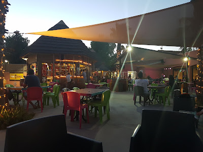 TIKI Restaurant Bar à Sérignan