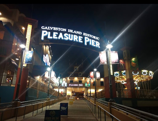 Amusement Park «Galveston Island Historic Pleasure Pier», reviews and photos, 2501 Seawall Blvd, Galveston, TX 77550, USA