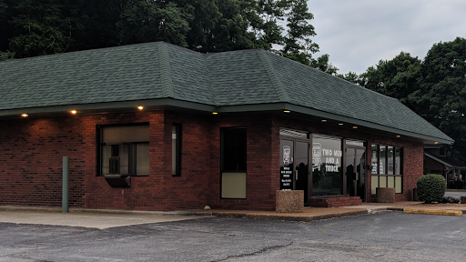 Moving and Storage Service «Two Men and a Truck», reviews and photos, 116 N Bluff Rd Suite A, Collinsville, IL 62234, USA