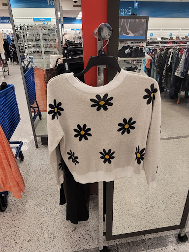 Clothing Store «Ross Dress for Less», reviews and photos, 820 E Alosta Ave, Azusa, CA 91702, USA