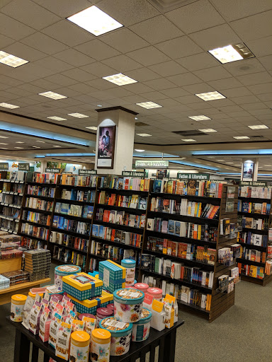 Book Store «Barnes & Noble», reviews and photos, 1701 Mallory Ln, Brentwood, TN 37027, USA