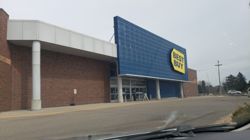 Electronics Store «Best Buy», reviews and photos, 1643 County Road B2 W, St Paul, MN 55113, USA