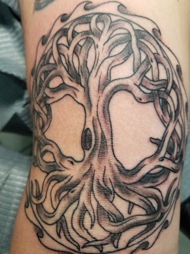 Explore fork tattoo ideas, creative tattoo ideas in Honolulu, available at 434 TATTOO WAIKIKI