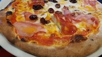 Pizza du Restaurant italien L'Auberge Calabraise à Paris - n°1