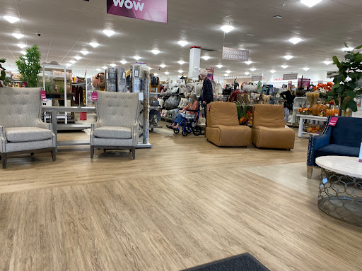 Department Store «HomeGoods», reviews and photos, 309 Great Rd, Bedford, MA 01730, USA