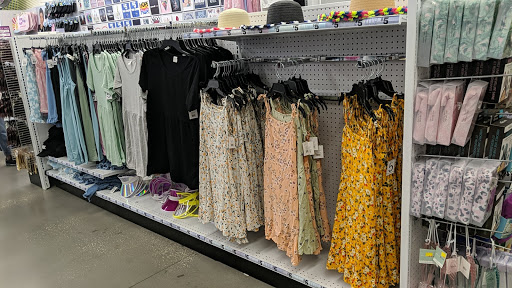 Variety Store «Five Below», reviews and photos, 23678 US Hwy 19 N, Clearwater, FL 33765, USA