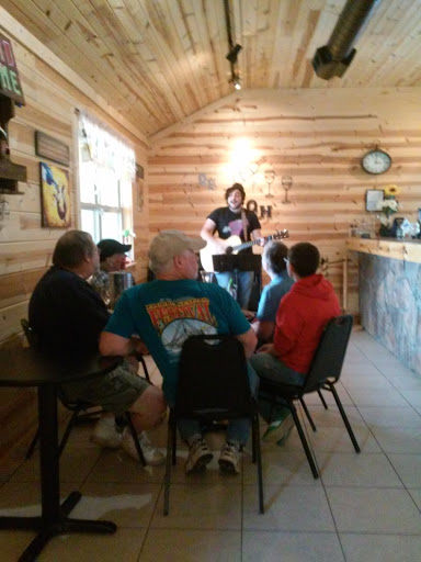 Winery «Quibble Hill Winery», reviews and photos, 338 Gowers Ln NW, Depauw, IN 47115, USA