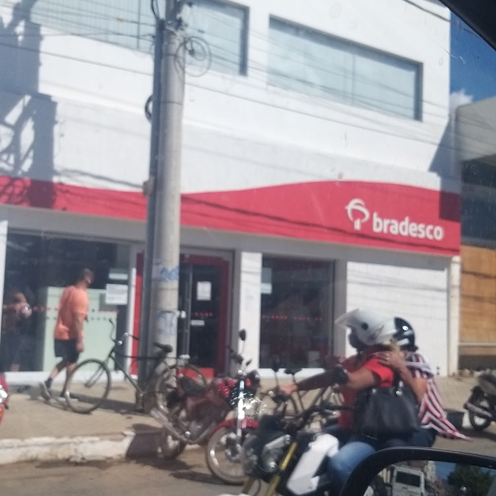 Banco em Janaúba  Minas Gerais