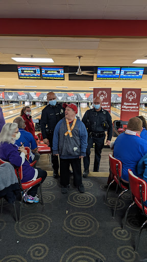 Bowling Alley «AMF Auburn Lanes», reviews and photos, 101 Southbridge St, Auburn, MA 01501, USA