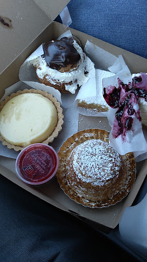 Bakery «Sweet Life Patisserie», reviews and photos, 755 Monroe St, Eugene, OR 97402, USA