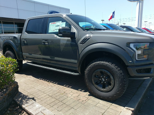 Car Dealer «Sabine River Ford», reviews and photos, 1601 Green Ave, Orange, TX 77630, USA