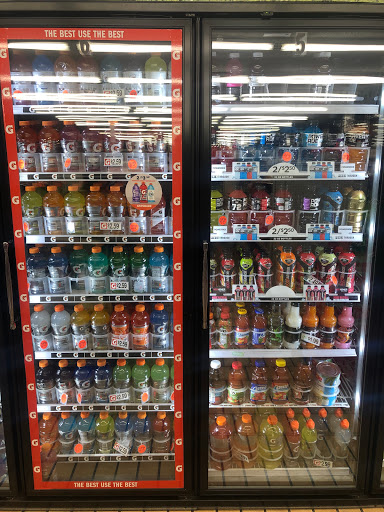 Liquor Store «Manteca Liquor & Food», reviews and photos, 890 N Main St, Manteca, CA 95336, USA