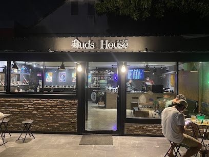 Buds House Cafe