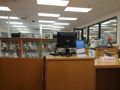 Grocery Store «Kroger», reviews and photos, 800 Loveland Madeira Rd, Loveland, OH 45140, USA