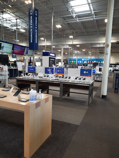 Electronics Store «Best Buy», reviews and photos, 4400 E New York St, Aurora, IL 60504, USA