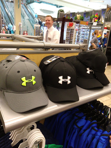 Sporting Goods Store «SCHEELS», reviews and photos, 1850 Adams St, Mankato, MN 56001, USA