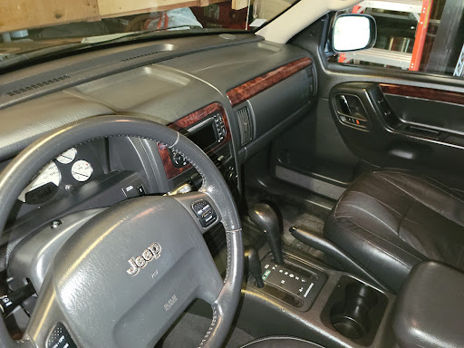 Car Detailing Service «Miamis Auto Detailing», reviews and photos, 1739 S Gaffey St, San Pedro, CA 90731, USA