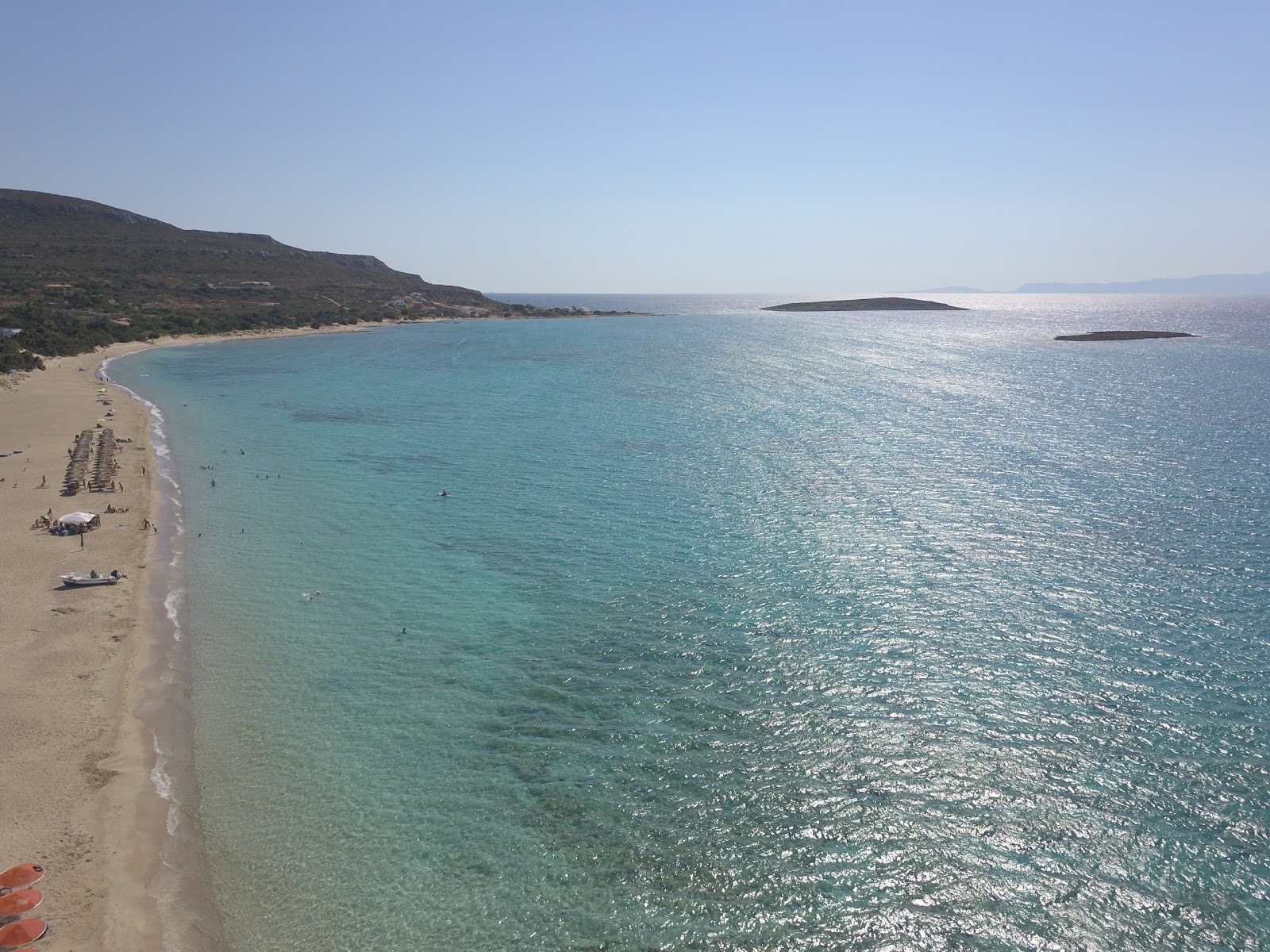 Fotografie cu Panagia beach cu o suprafață de apa pură turcoaz