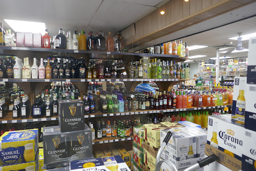 Liquor Store «Top Liquors», reviews and photos, 435 Hyde Park Ave, Roslindale, MA 02131, USA