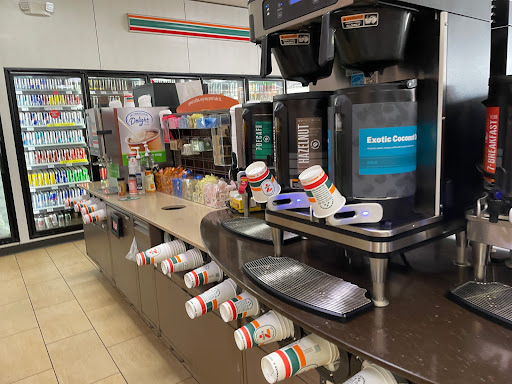 Convenience Store «7-Eleven», reviews and photos, 605 7th St, Laurel, MD 20707, USA