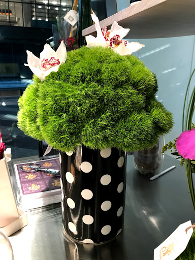 Florist «Flowers By Pouparina», reviews and photos, 1868 W Flagler St, Miami, FL 33135, USA