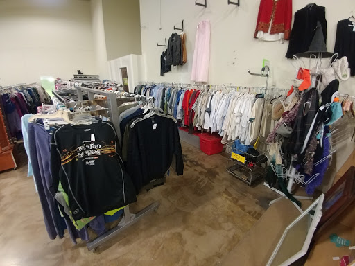 Thrift Store «Simply Thrift and Gift», reviews and photos, 6719 Q St, Sacramento, CA 95819, USA