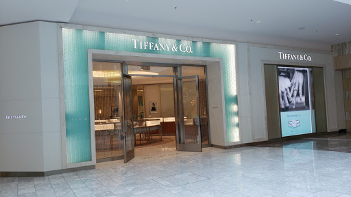 Jewelry Store «Tiffany & Co.», reviews and photos, 1 Garden State Plaza Blvd, Paramus, NJ 07652, USA